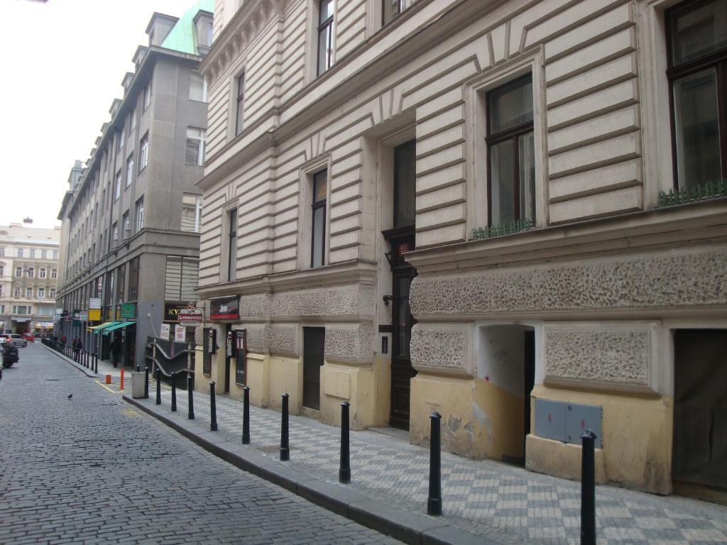Gallery Hostel Prag Exterior foto