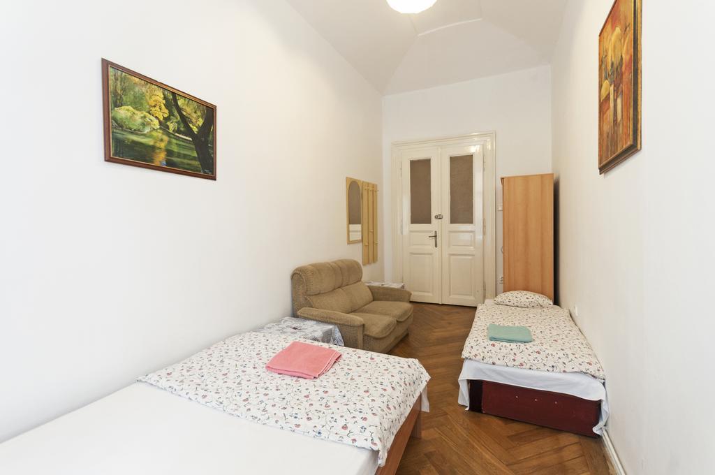 Gallery Hostel Prag Exterior foto